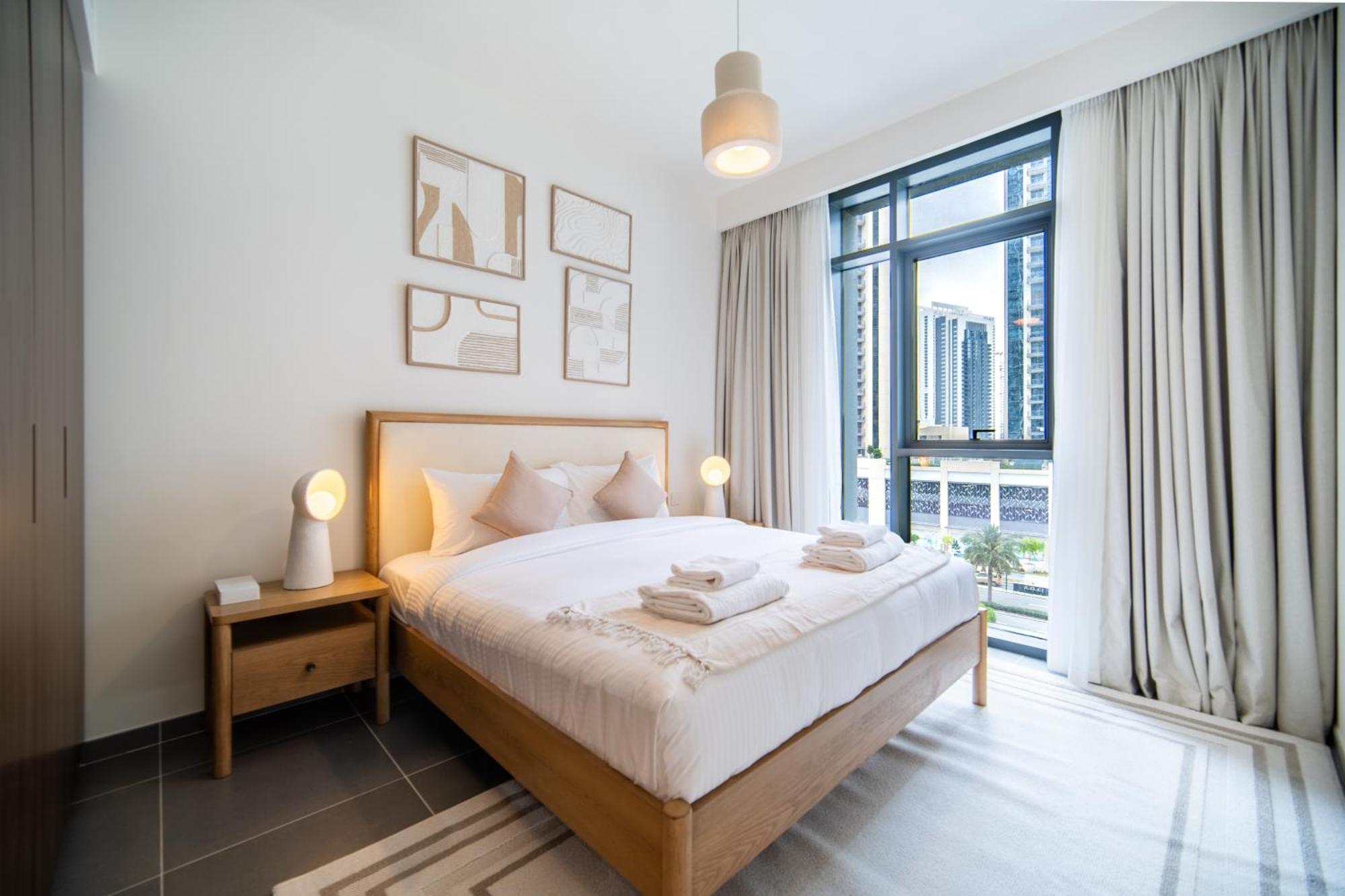 Waterfront 1br With Infinity Pool In Creek Edge T1 * Dubai
